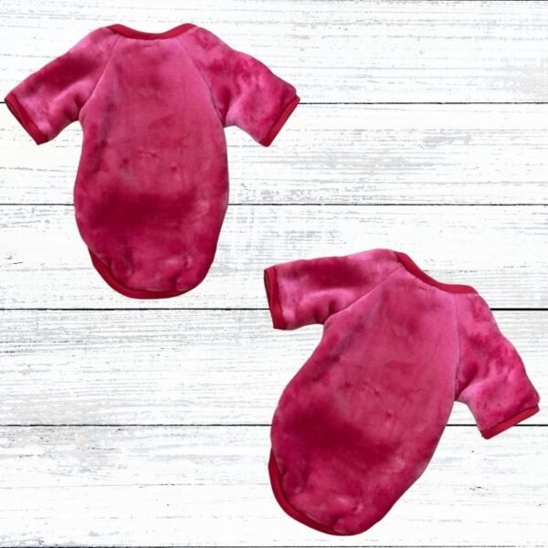 Abrigo de tela polar color rosa